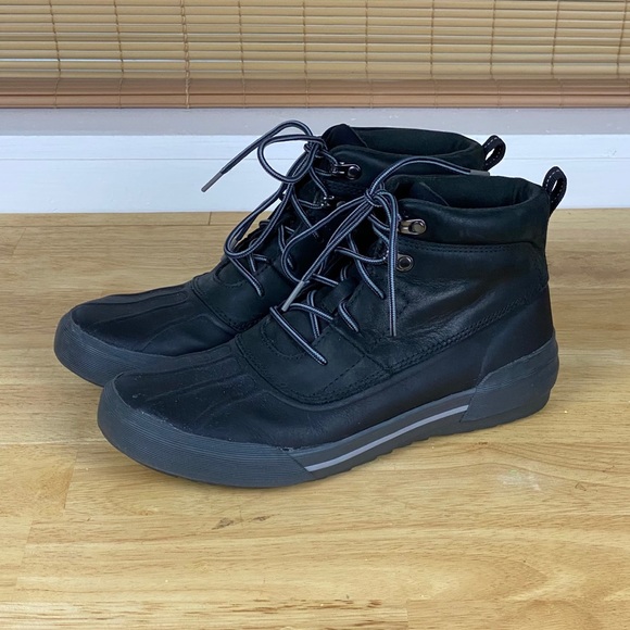 clarks duck boots womens